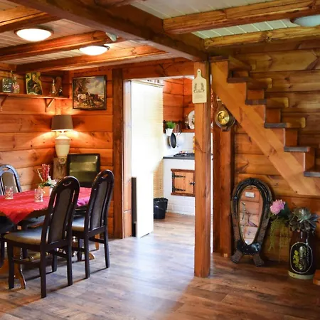 Cozy Home, בית נופש *